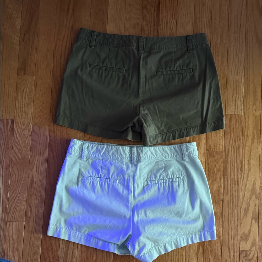 GAP City Shorts 2 pair size 10  97% cotton 3% spandex, olive and light turquoise - Picture 5 of 7